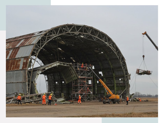 Демонтаж ангаров в Череповце